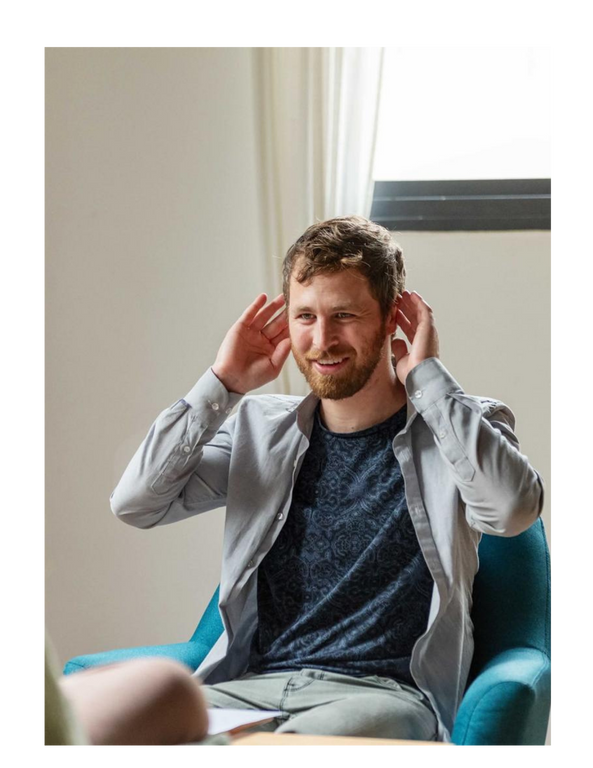 הדגמה של מתוך מפגש קריאת תווי פנים